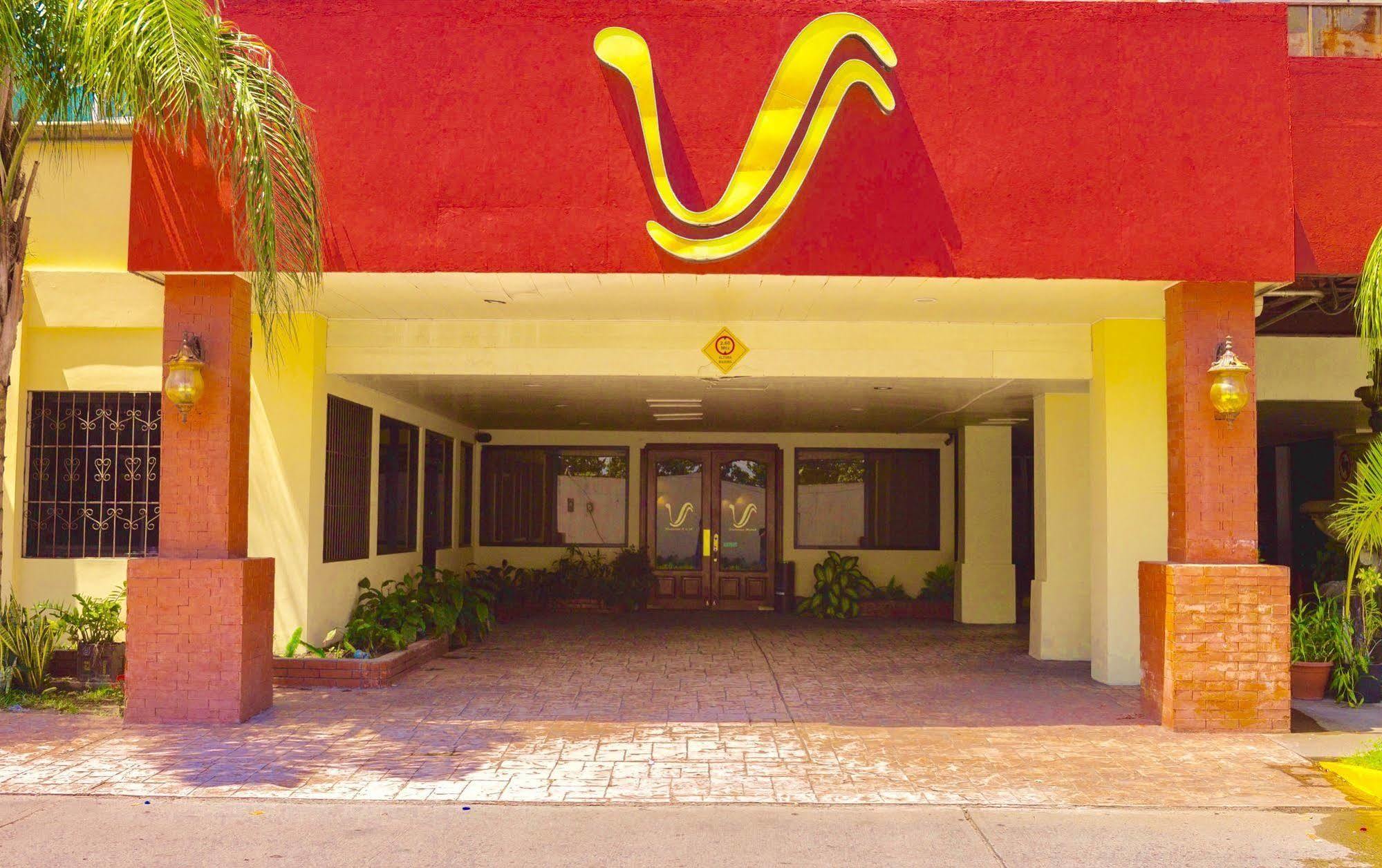 Hotel Victoria San Pedro Sula Esterno foto